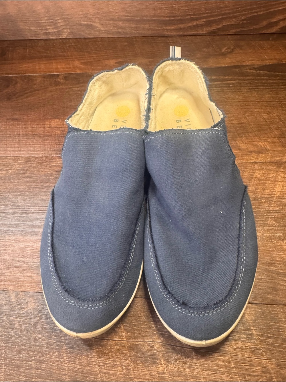 Vionic Beach Malibu Navy Canvas Slip On Shoes Women’s Size 9